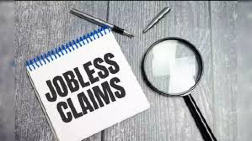 US Jobless Claims Rise Slightly But Job Market Shows Continued Strength in April 2025