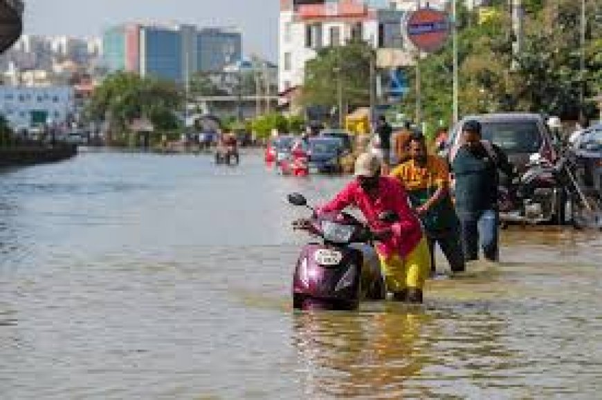 Bengaluru Rains: Heavy Overnight Downpour of 100 mm Triggers Fresh Flooding Across City